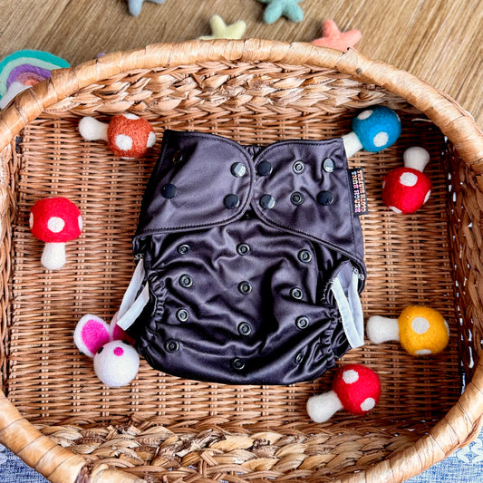 AS IS DELAM RISK** Abyss | Cloth Diaper Cover